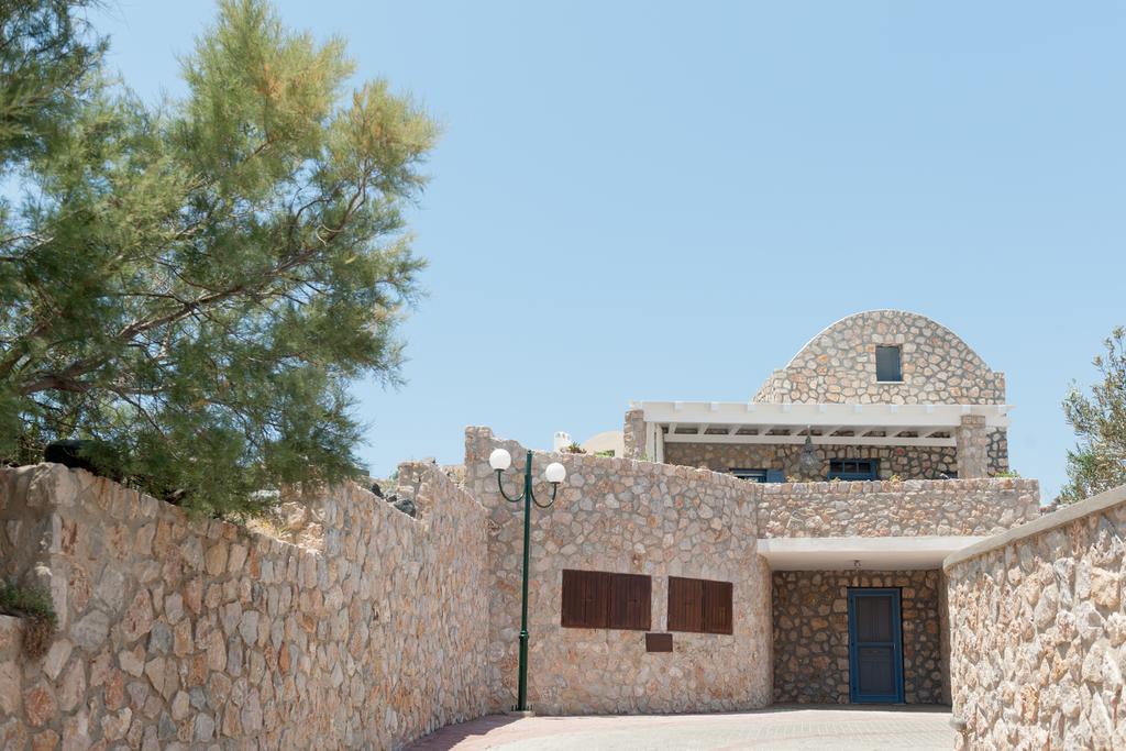 Red Cliff Villa 2Bedroom Villa With Caldera View And Plunge Pool Ακρωτήρι Εξωτερικό φωτογραφία