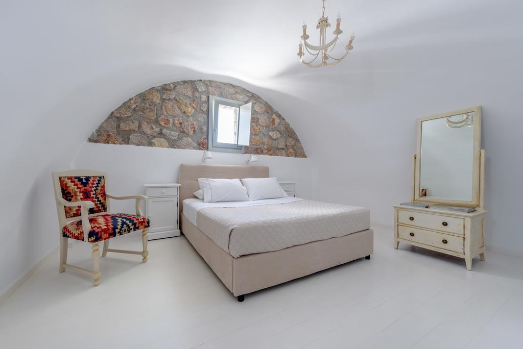 Red Cliff Villa 2Bedroom Villa With Caldera View And Plunge Pool Ακρωτήρι Εξωτερικό φωτογραφία